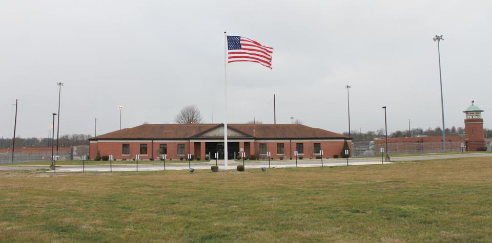 Federal Correctional Institution (FCI) - Ashland Low
