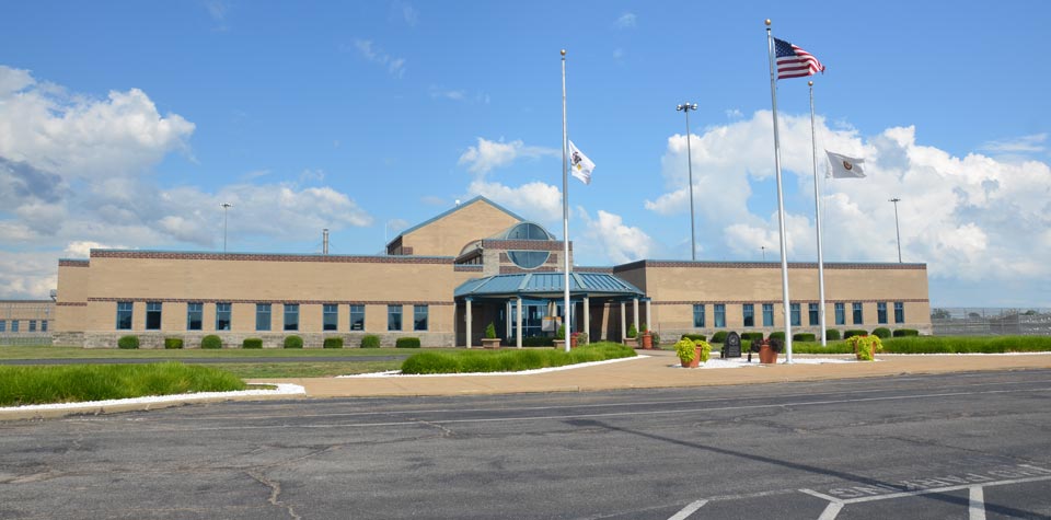 Federal Correctional Institution (FCI) - Greenville Satellite Prison Camp - Minimum